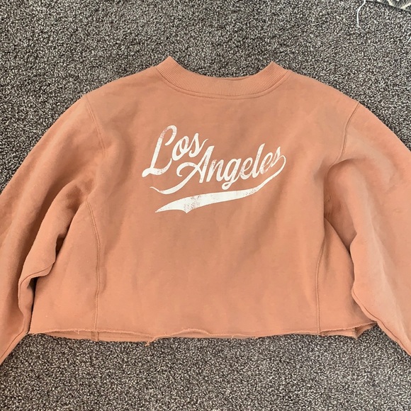 Adorable cropped sweatshirt